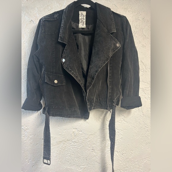 Super cute soft charcoal corduroy jacket - Picture 2 of 9